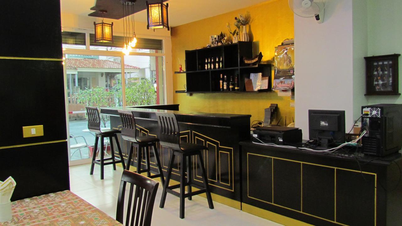 La Piccola Patong Hotel Exterior photo